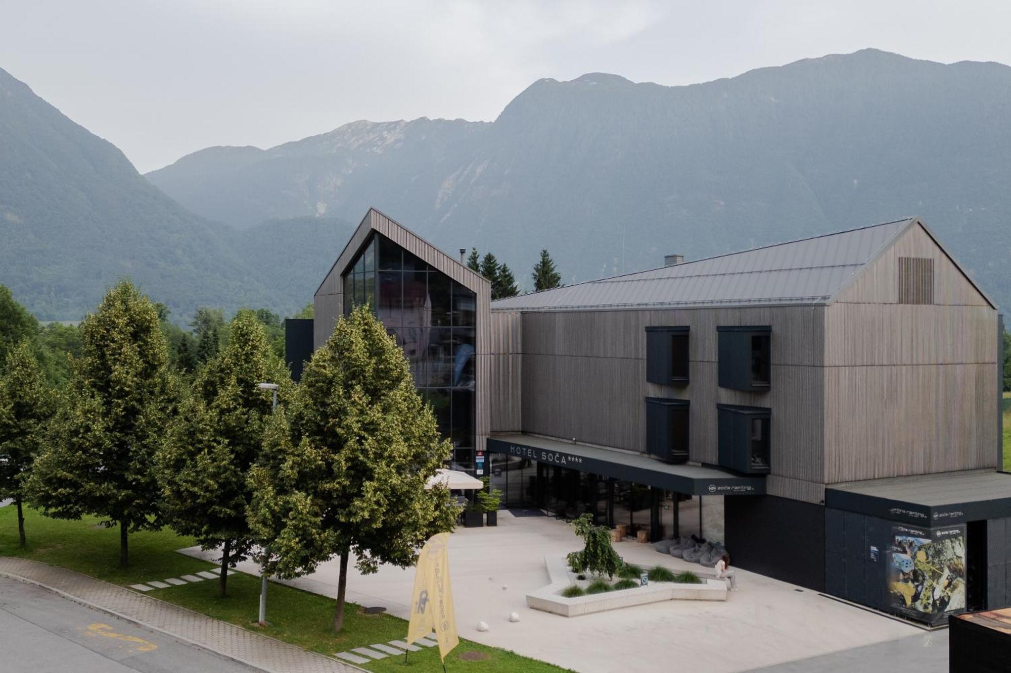 Hotel Soca Bovec Bagian luar foto